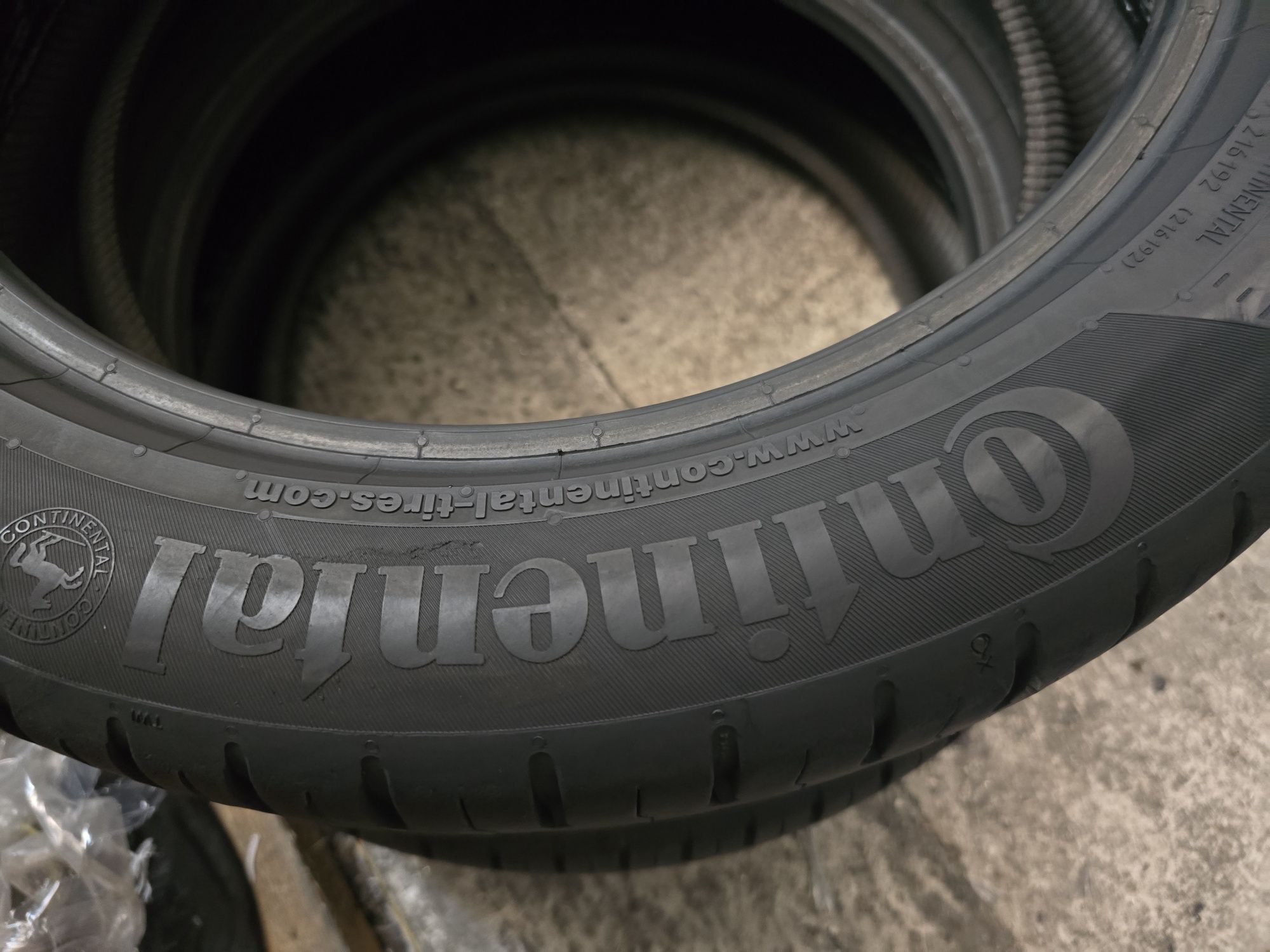 Continental 205/50 R17 93V vară