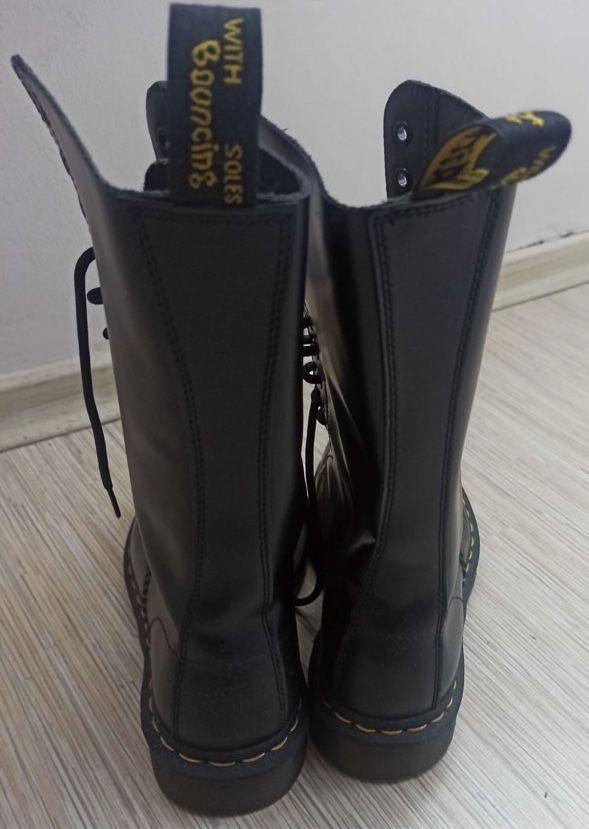 Dr. Martens  40 размер - 25.5 см