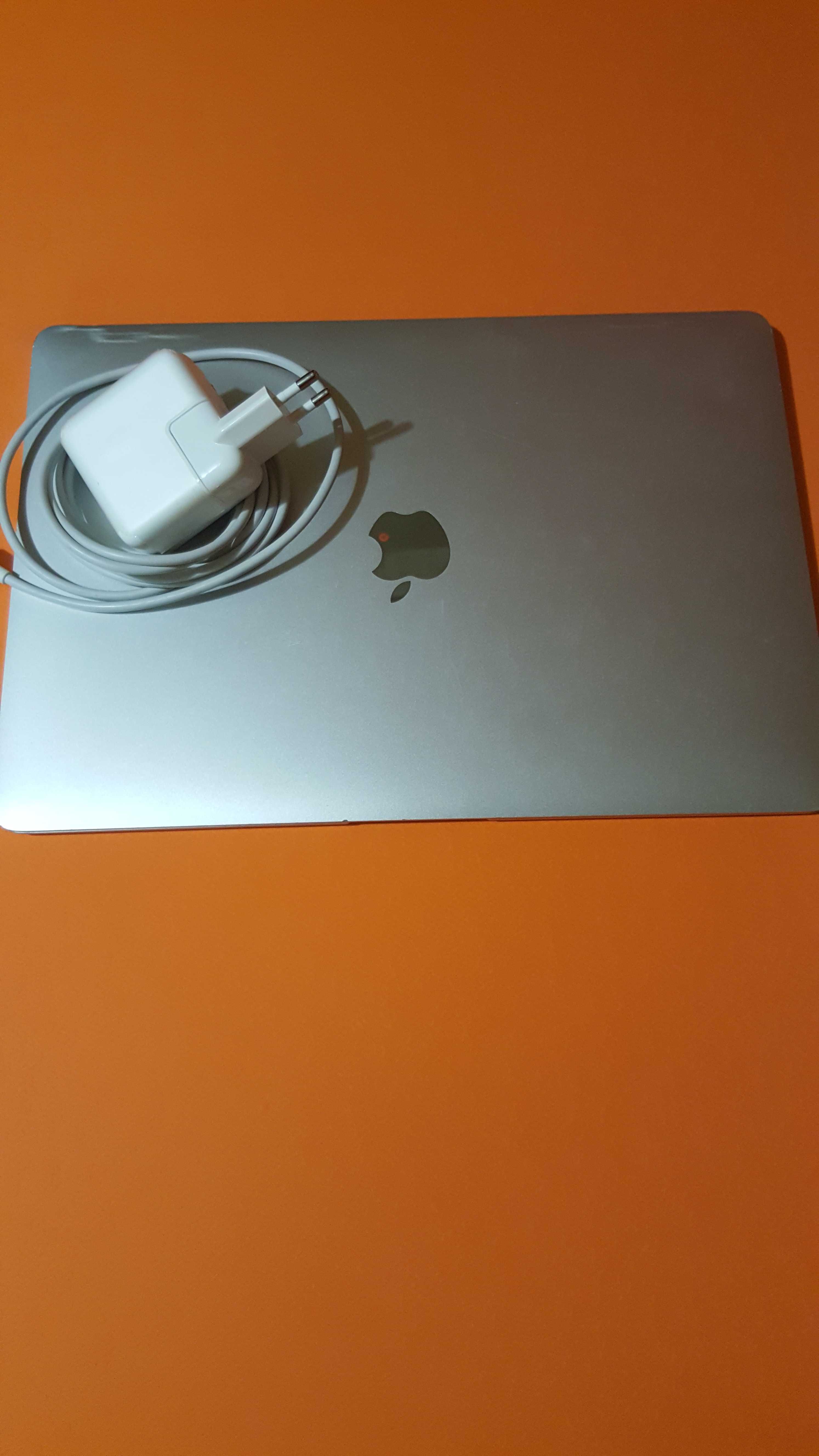 Macbook Air 2019 A1932 / 128 Gb