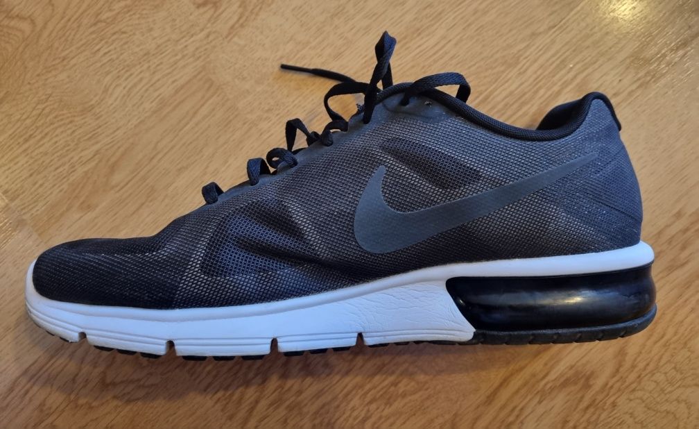 Nike Air Max Sequent -  размер 44.5