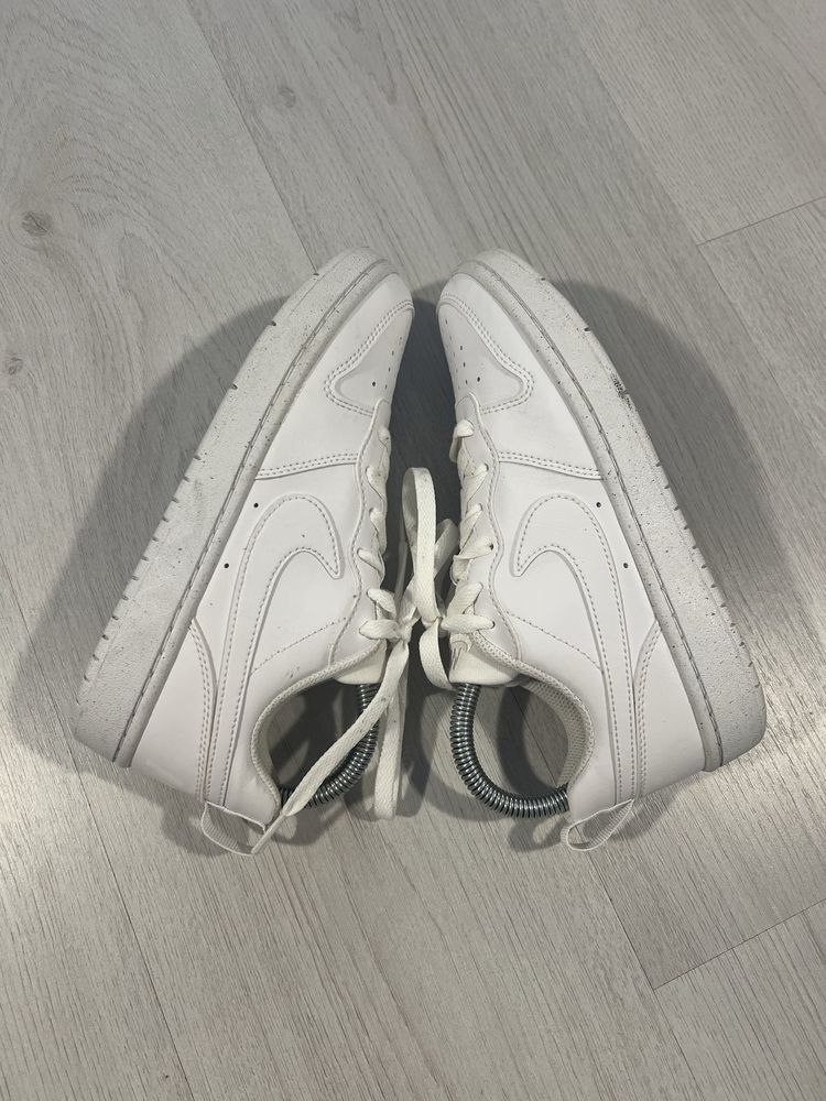 Adidas Yeezy 700 V2 38.5 36,5 air jordan nike dunk react low armani