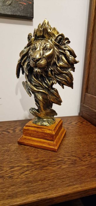 Статуетка на Лъвска Глава