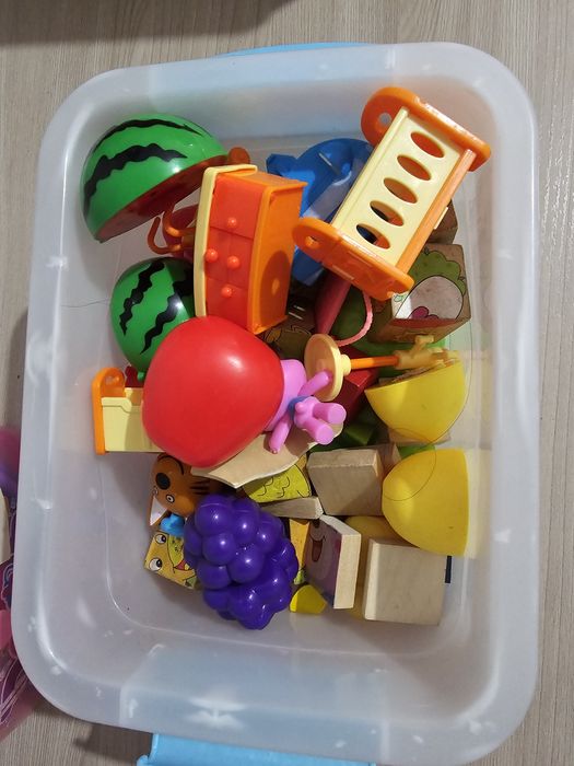 Продам игрушки.               .