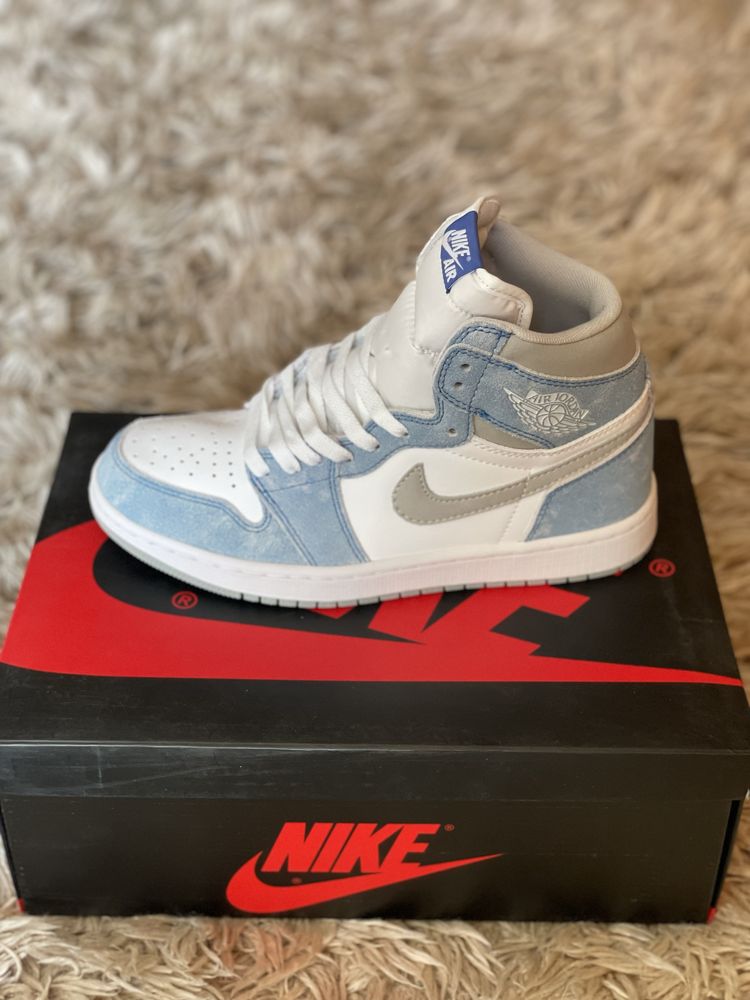 Ari Jordan 1 Retro High Hyper Royal Smoke Grey