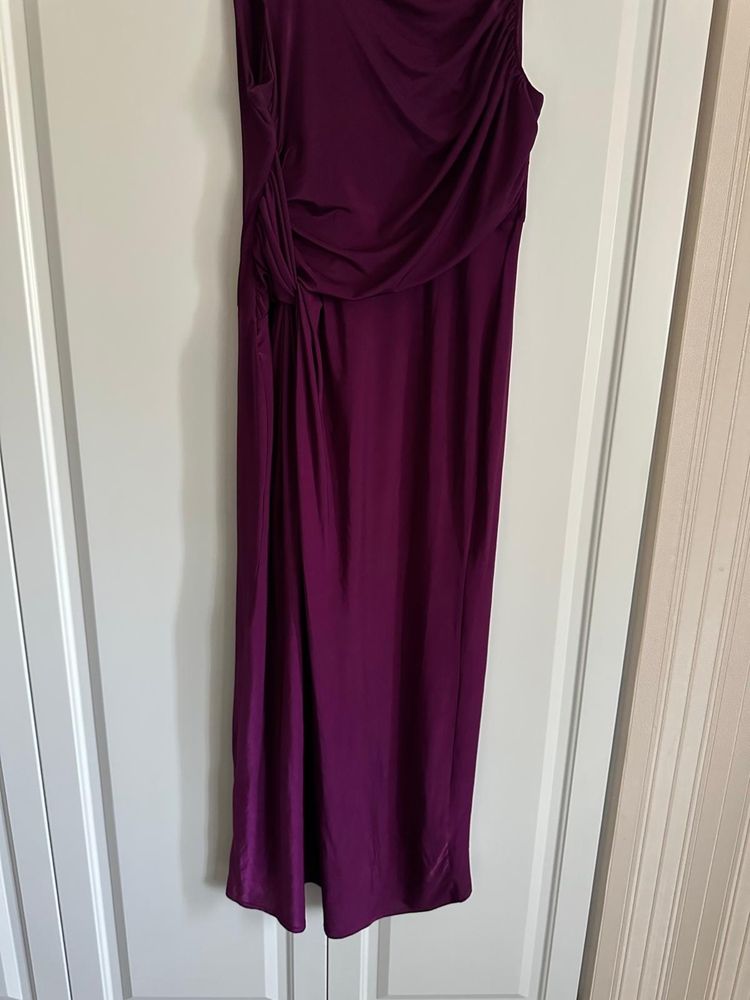 Rochie lunga de ocazie , culoare mov , masura L Nissa