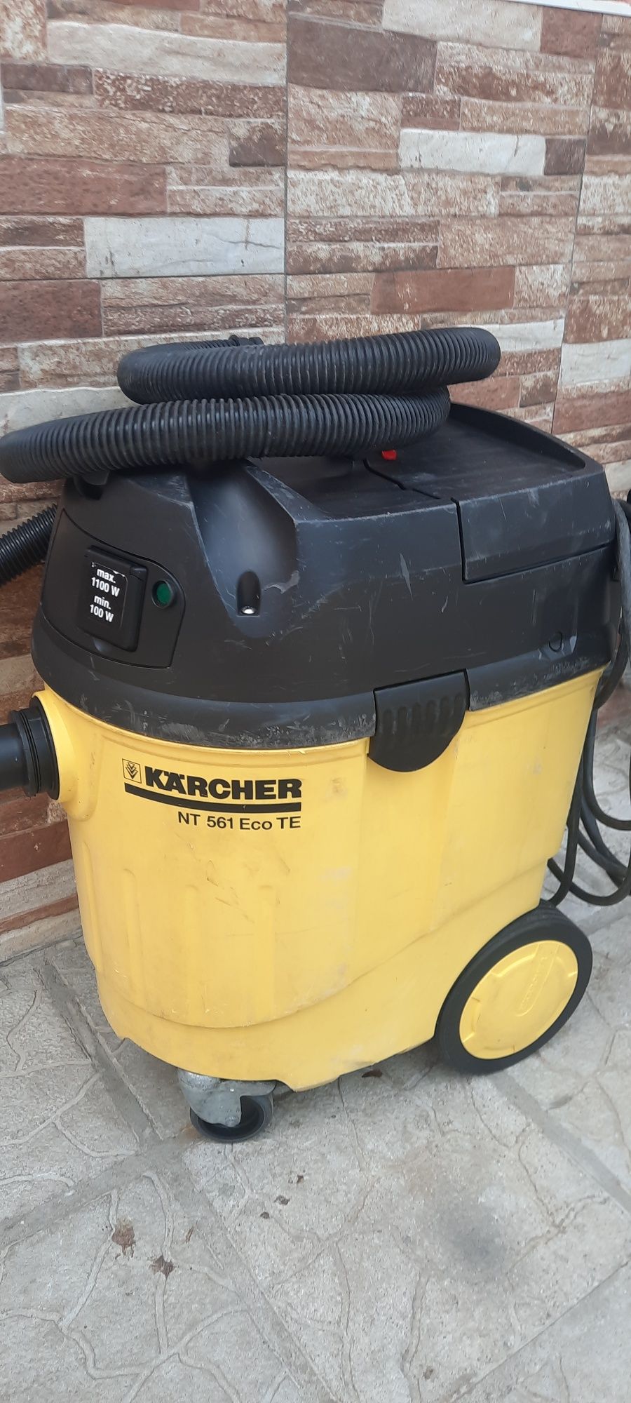 Прахосмукачка с Контакт Karcher 361 Profesional  Тупалка Сухо Ст