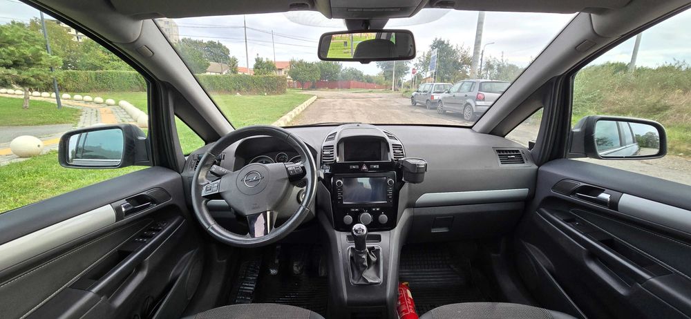Opel Zafira 2010 1.7cdti 7 locuri