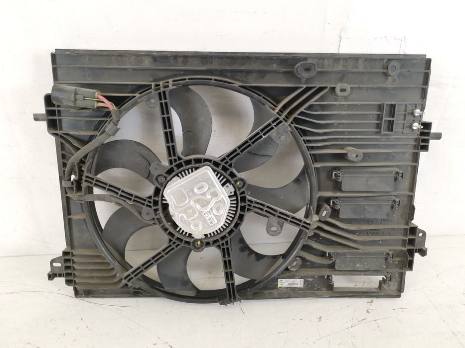 Радиаторен електровентилатор Рено Каджар / Renault Kadjar Оригинален