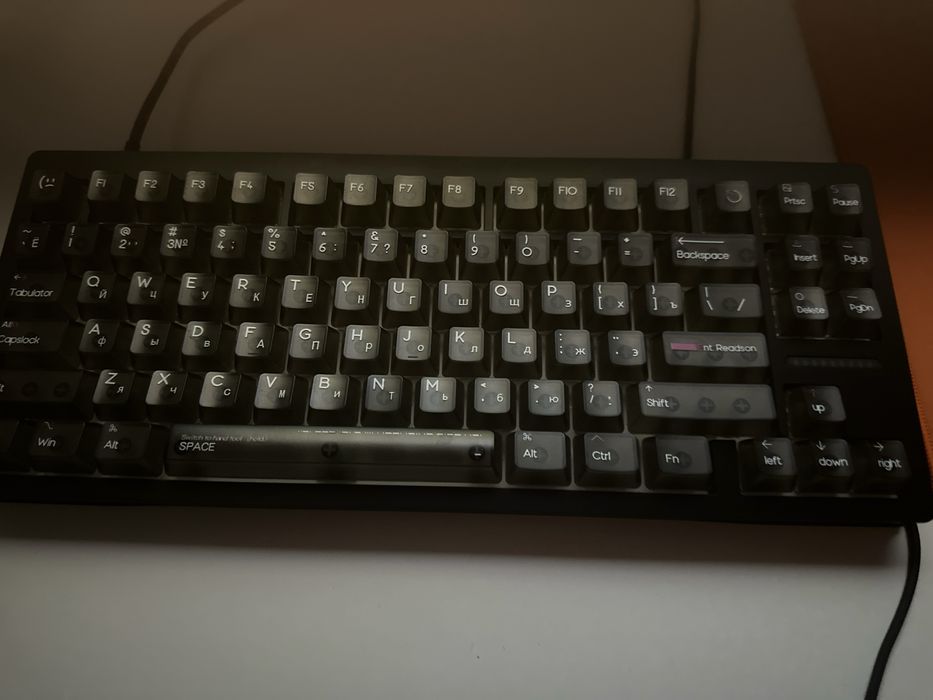 Продам магинтную клавиатуру Wooting 80he