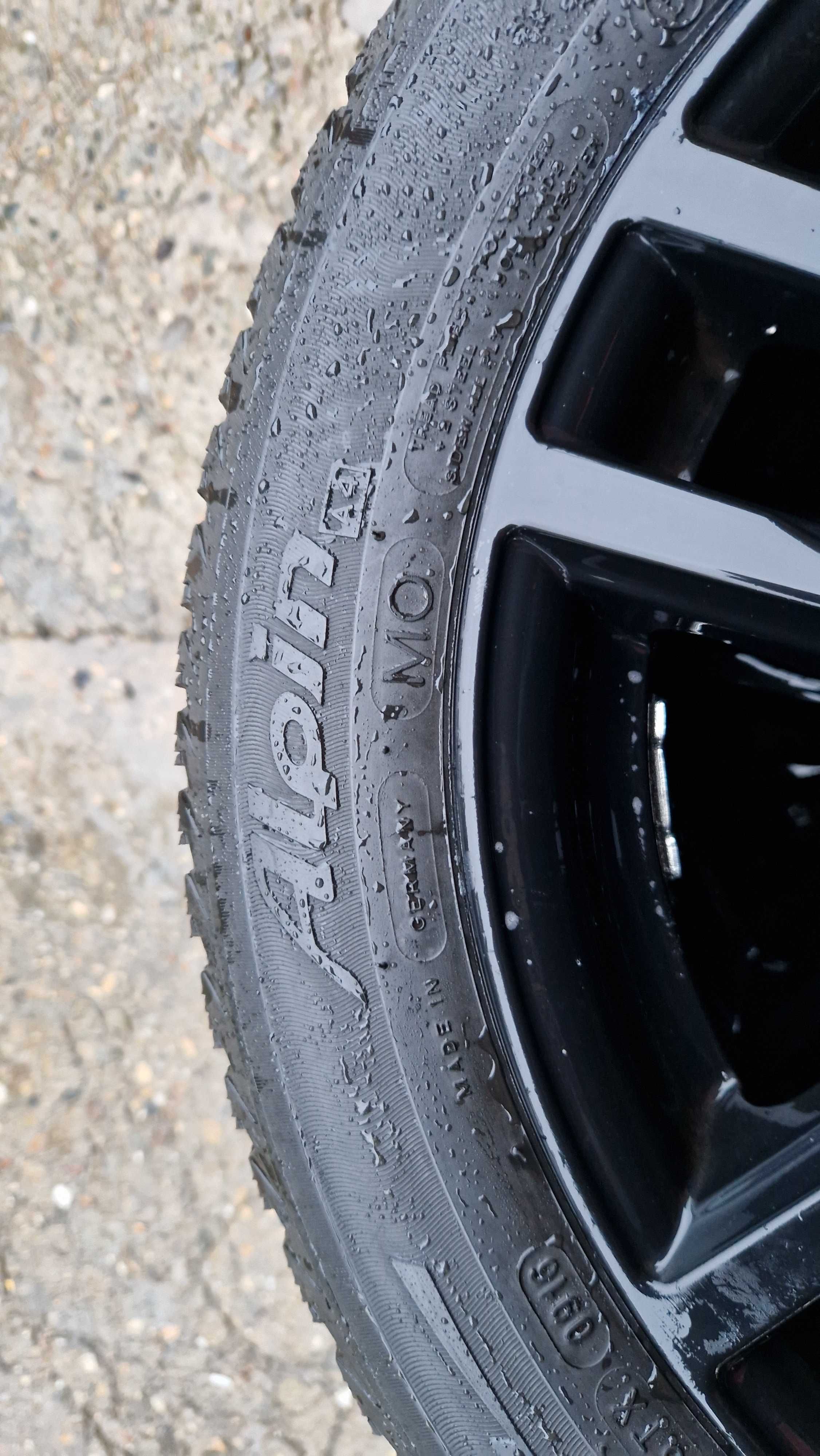 VW,VAG GRUP джанти със зимни гуми 205/55/16 7J×16 ET52 5×112 + сензори