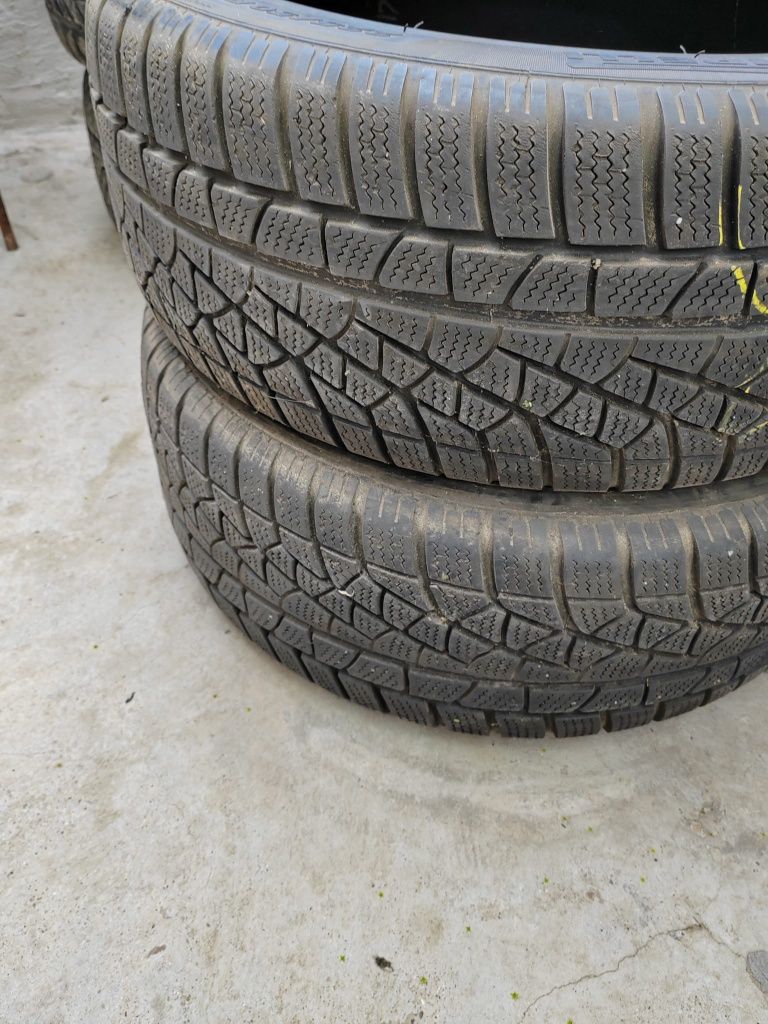 Vand anvelope Pirelli 225 50 17