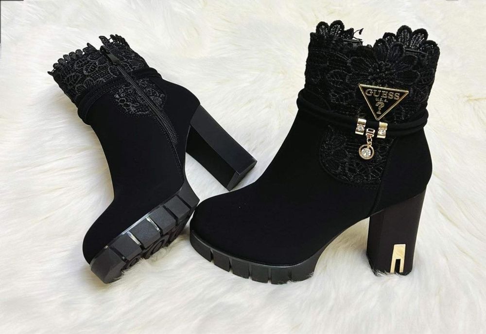 Botine de damă cu platforma