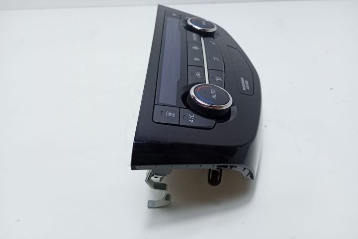 Panou Climatronic 27500HV01A Nissan Qashqai a 2-a generatie J11