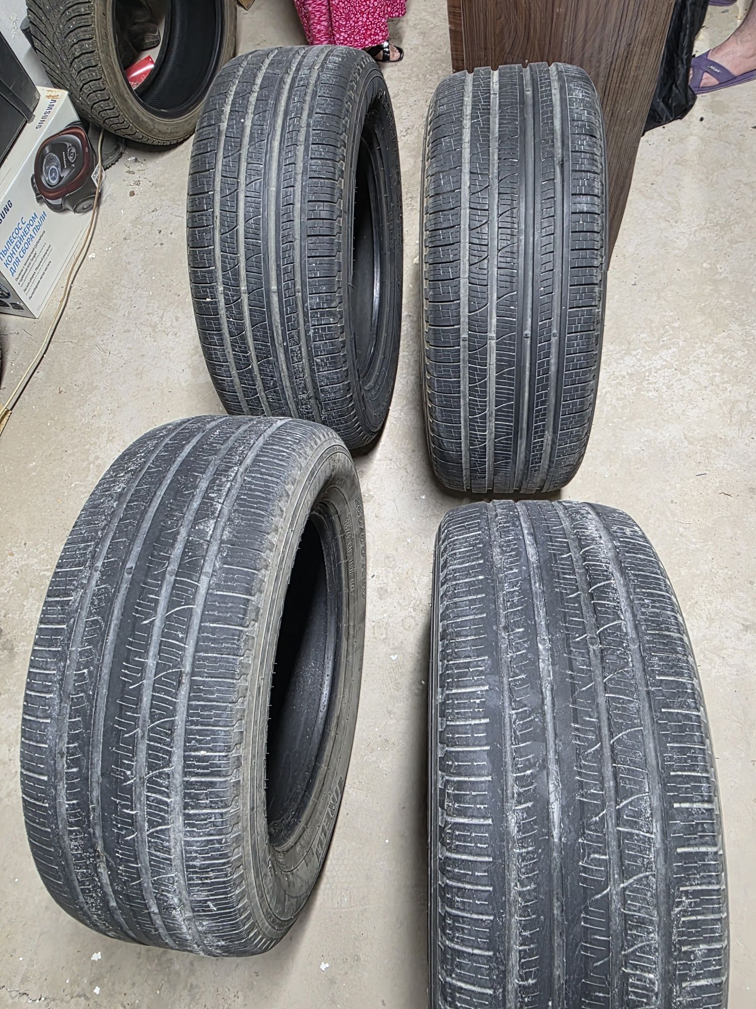 265/60/18 Pirelli scorpion