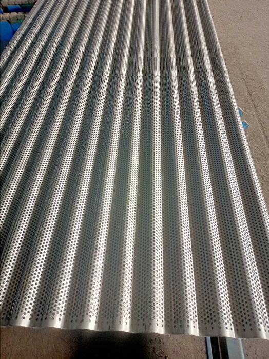 Tabla perforata dreapta sau ondulata/cutata. Producator cu livrare