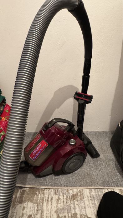 Продам пылесос Шиваки