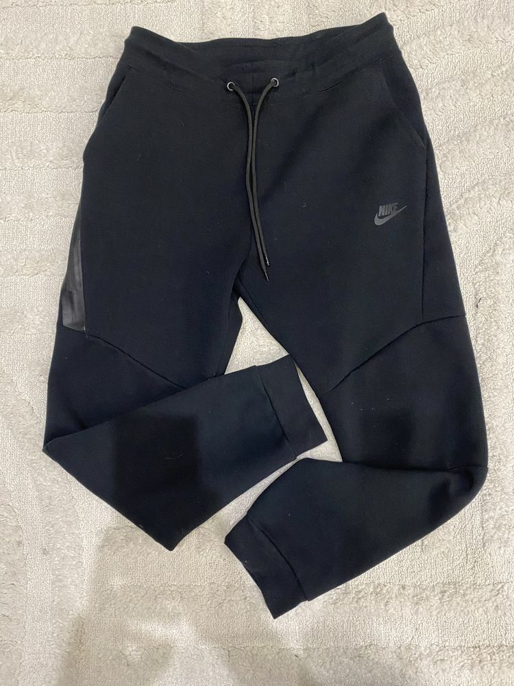 Nike fleece tech