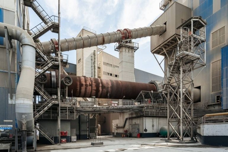 Продается Цементный Завод  1000тонн