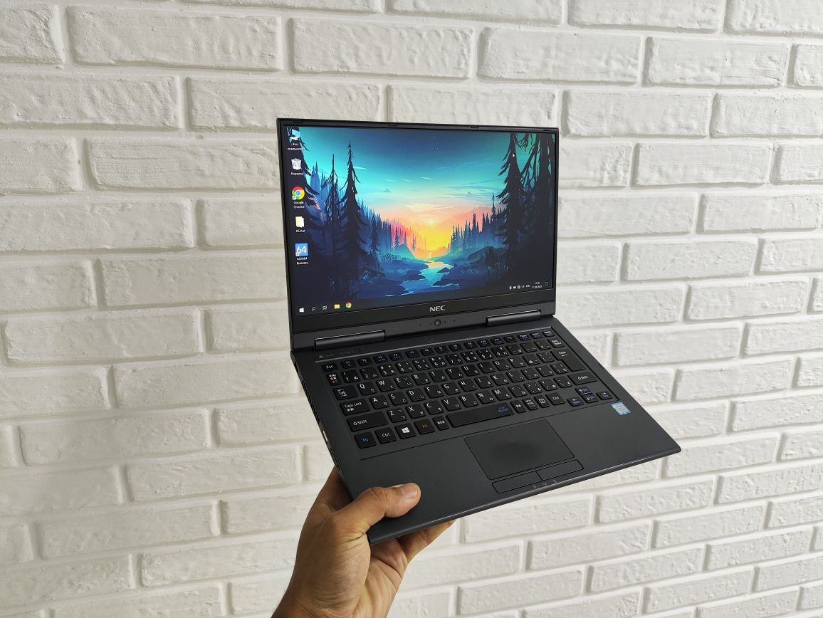 Ultrabook NEC I7 8/256Gb