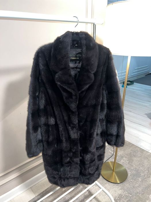 Продам норковую шубу