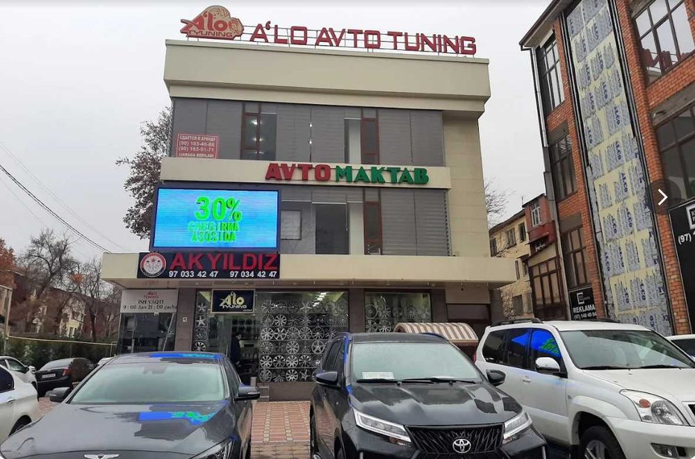 Avtomabillarni sotish  uchun avto turargoh ijaraga beriladi