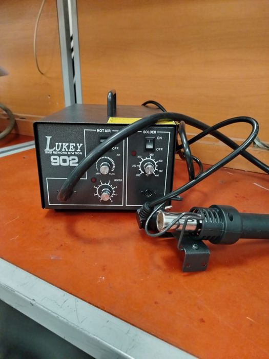 Термовоздушная паяльная станция Lukey 902