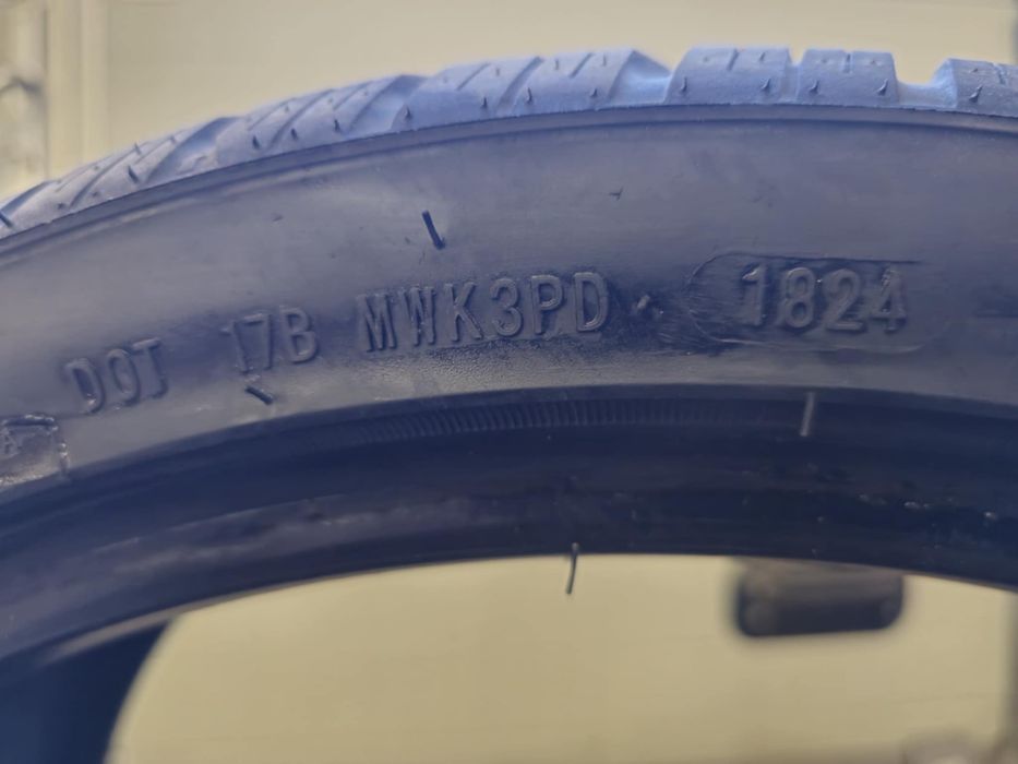 Зимни гуми 245/35/20 2 броя