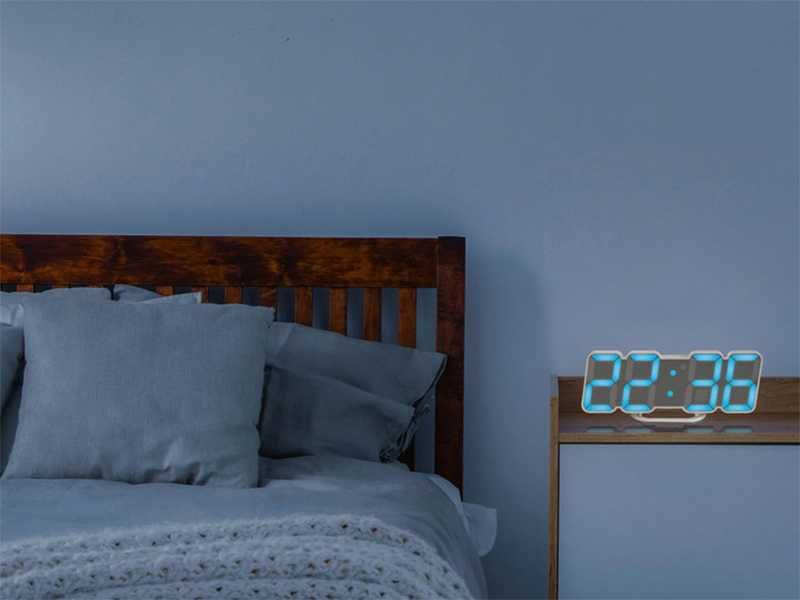 НОВИ! RGB часовник будилник LED с дистанционно час, дата, температура