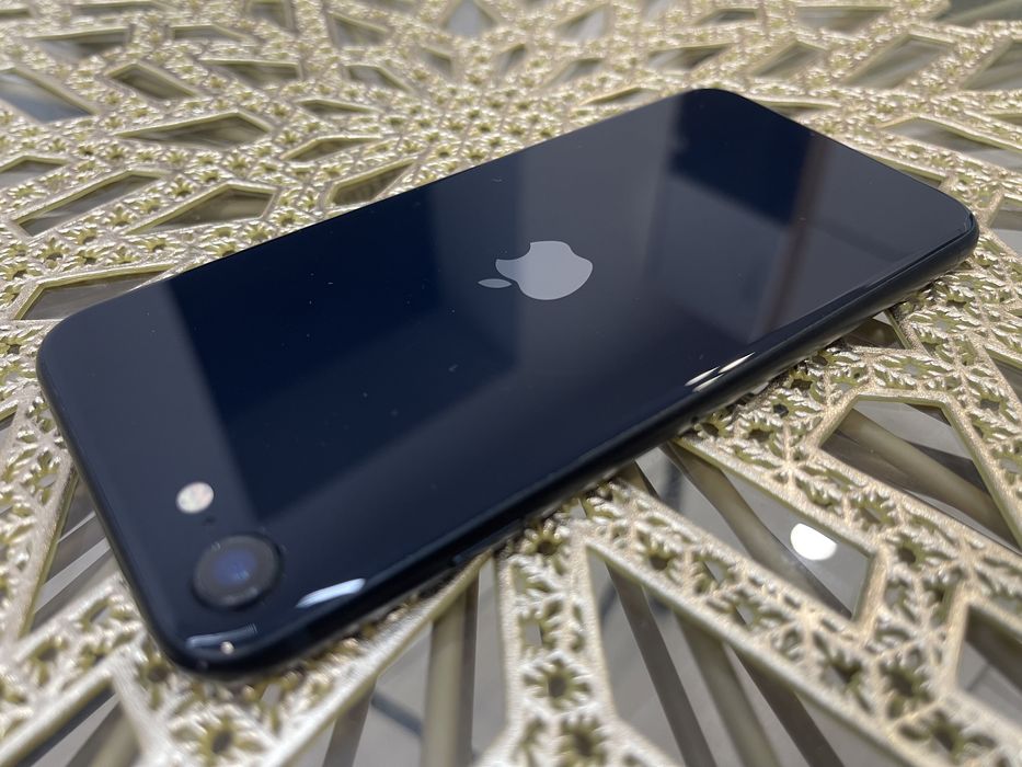 Iphone SE 3 (2022) - preț fix-fix!