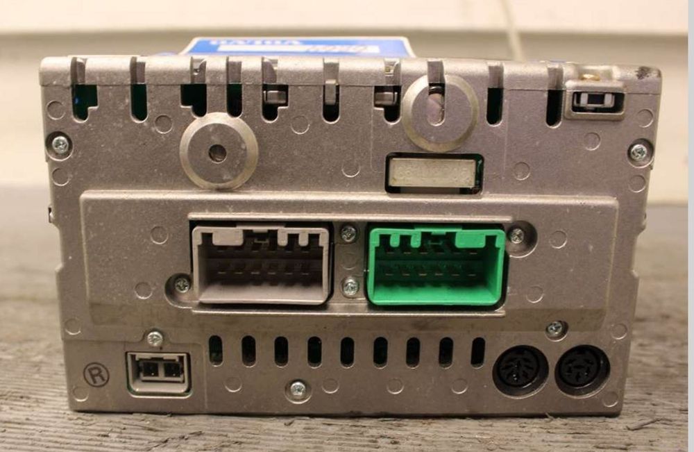 Radio CD / Casetofon Volvo HU 655