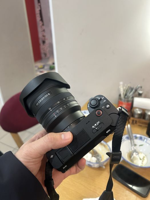 Объектив Sony 24-50 f2.8 G