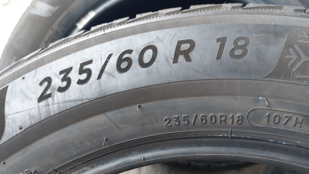 Зимни гуми 235/60/18 Michelin Pilot Alpin 5 Suv 4 броя