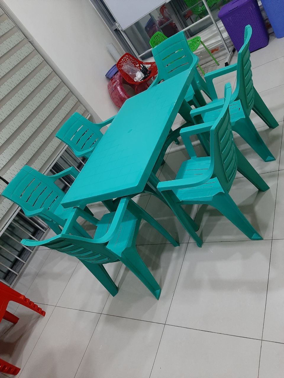 Пластик стол пластмас стол со стульями комплект