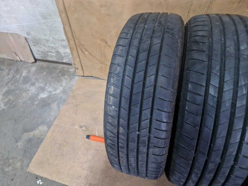 4 Bridgestone R15 185/65/ 
летни гуми DOT0620