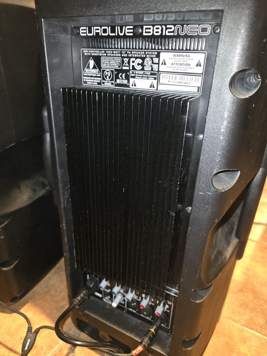 Boxe active Jbl Prx815w 1500w/Behringer B812 Neo 1200w