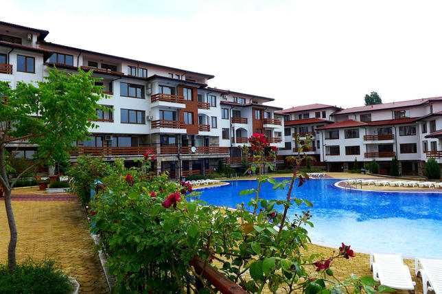 Продава се Двустаен апартамент в к.к. Слънчев бряг - 65 кв.м за 954 €/кв.м - Снимка #11