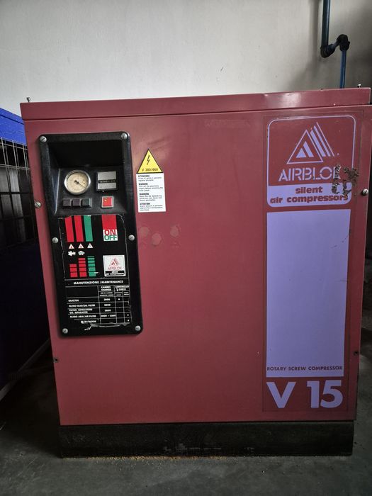 Compresor de aer pe surub