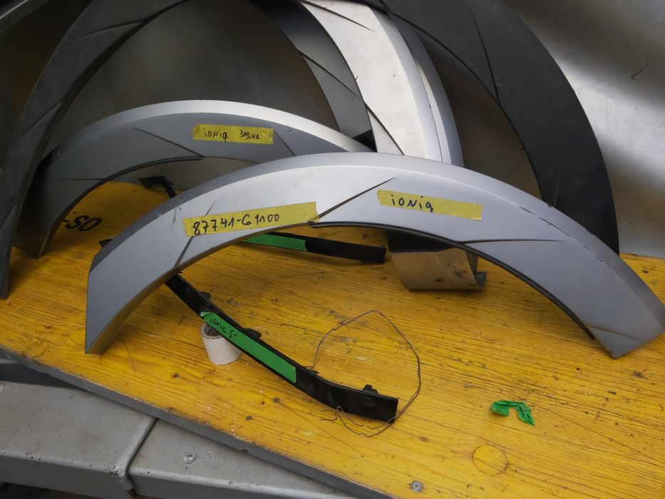 Лайсна калник  Лайсна предна броня Hyundai Ioniq 5