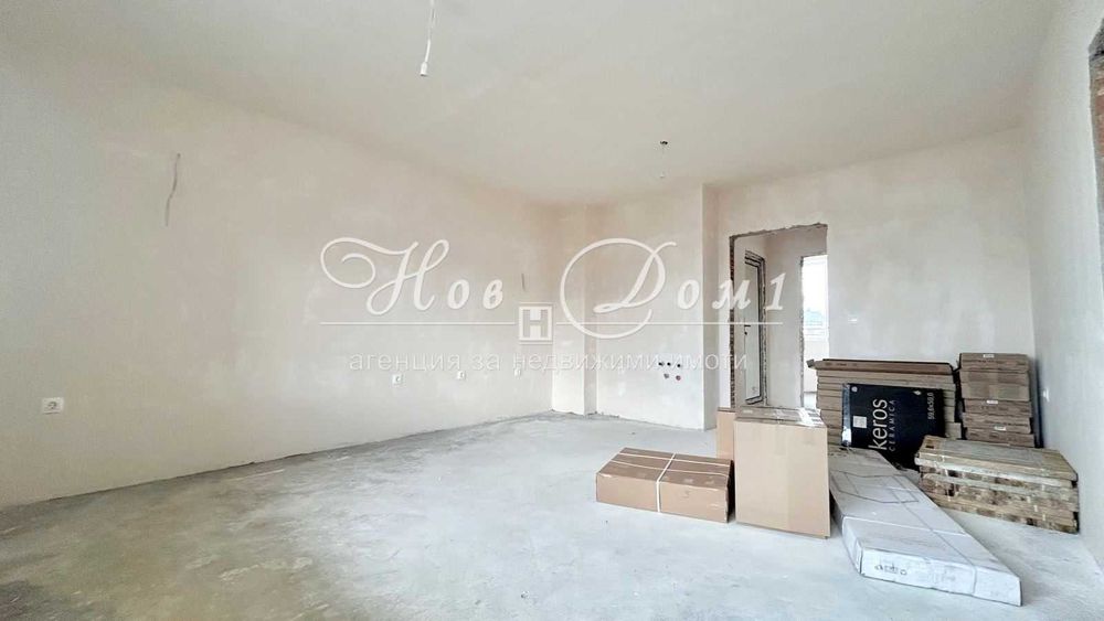 Продава се Тристаен апартамент в Пловдив, Остромила - 108 кв.м за 1118 €/кв.м - Снимка #2