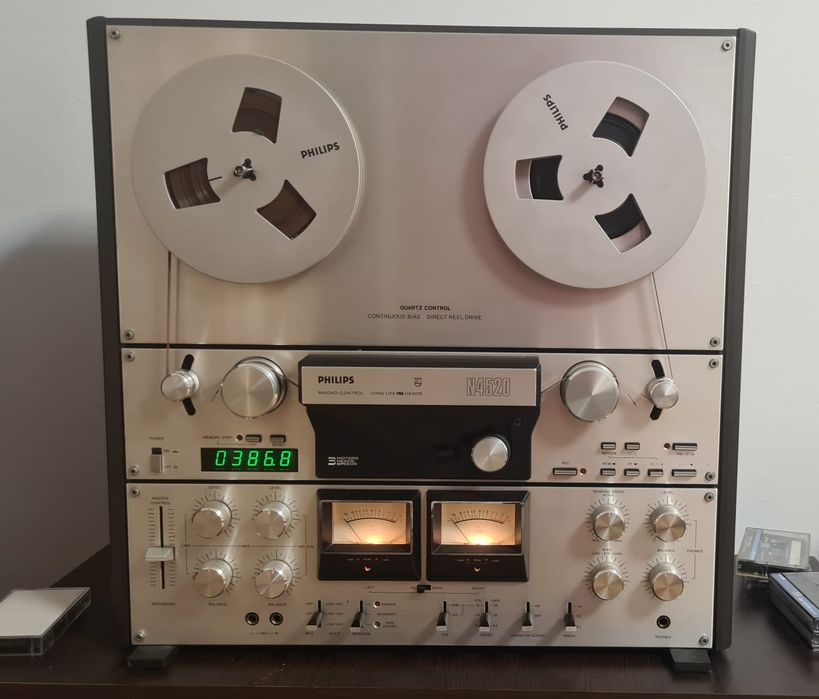Magnetofon Philips N4520