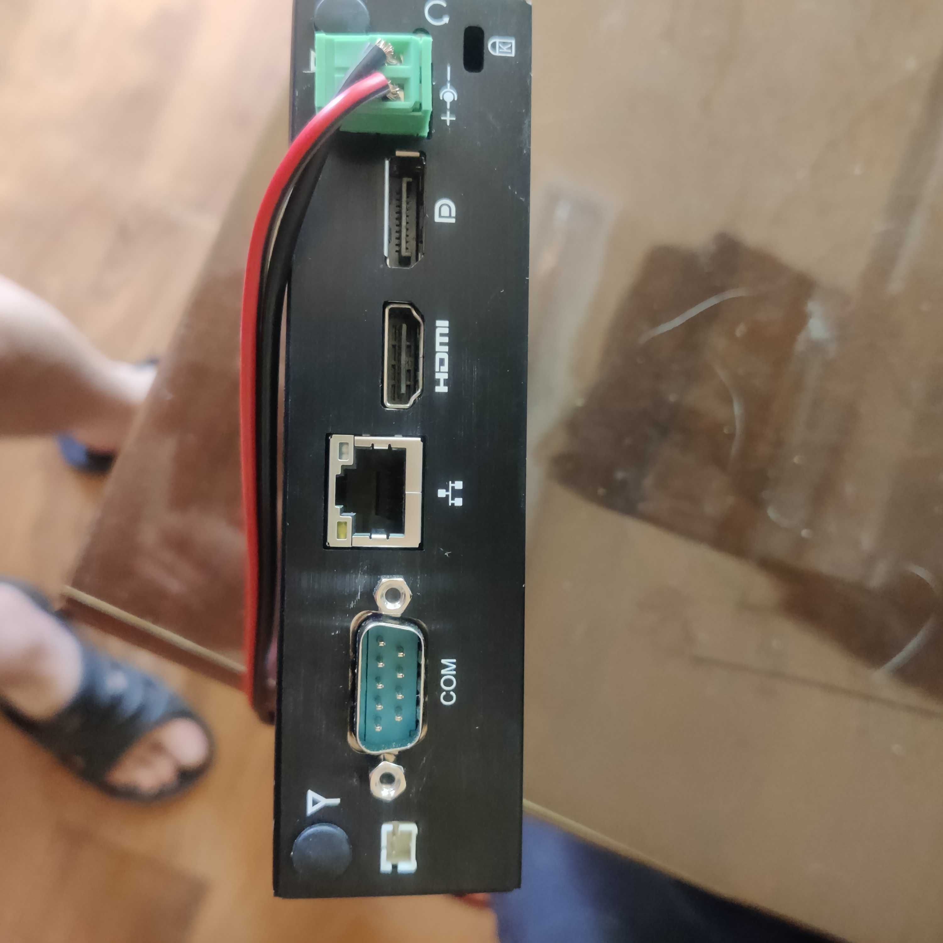 Мини индустриално ПС SODM-2100, I5-7200U, 16gb RAM, 128GB SSD Sata