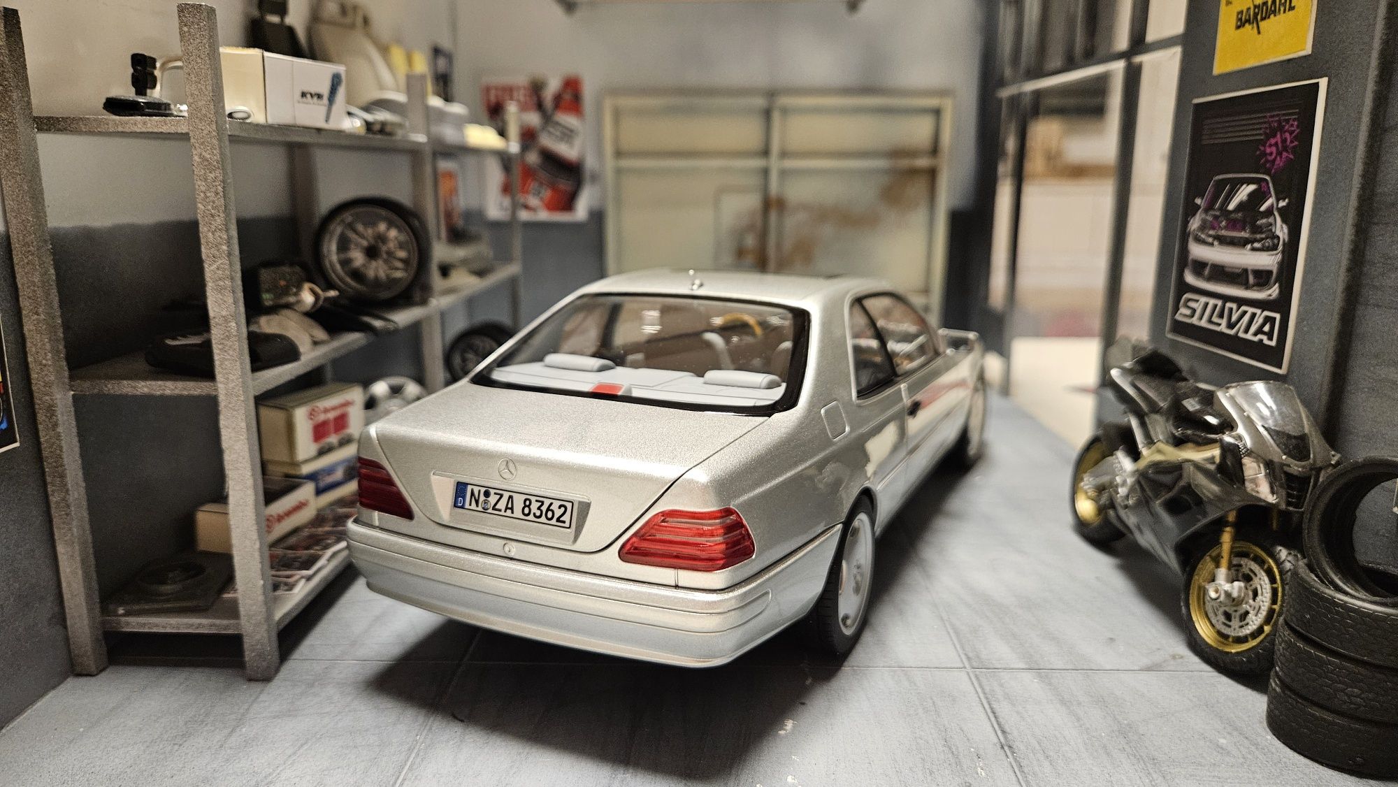 DieCast модел на Mercedes-Benz CL600 1:18 Norev