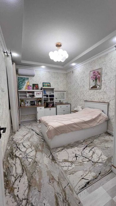 Продаётся стильный 2-этажный коттедж в коттеджном городке “Один”