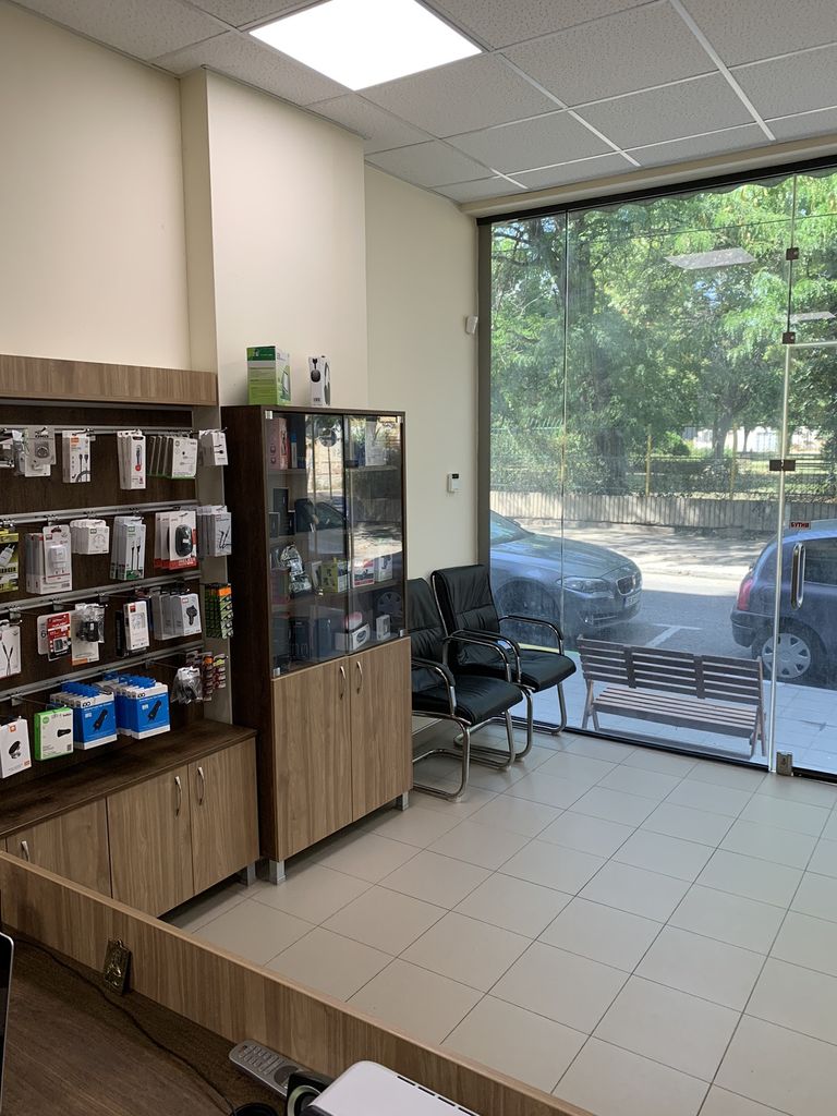 Дава се под наем Магазин в Асеновград - 45 кв.м за 382.5 € - Снимка #5