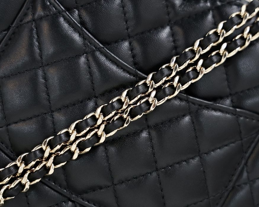 Geanta Chanel Love 18cm, Premium