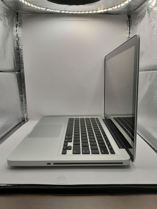 Laptop Apple Macbook Pro 2009 13.3 inchi 120GB SSD 4GB Ram OS