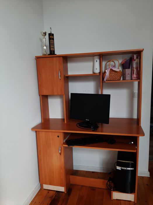 Компьютерный стол