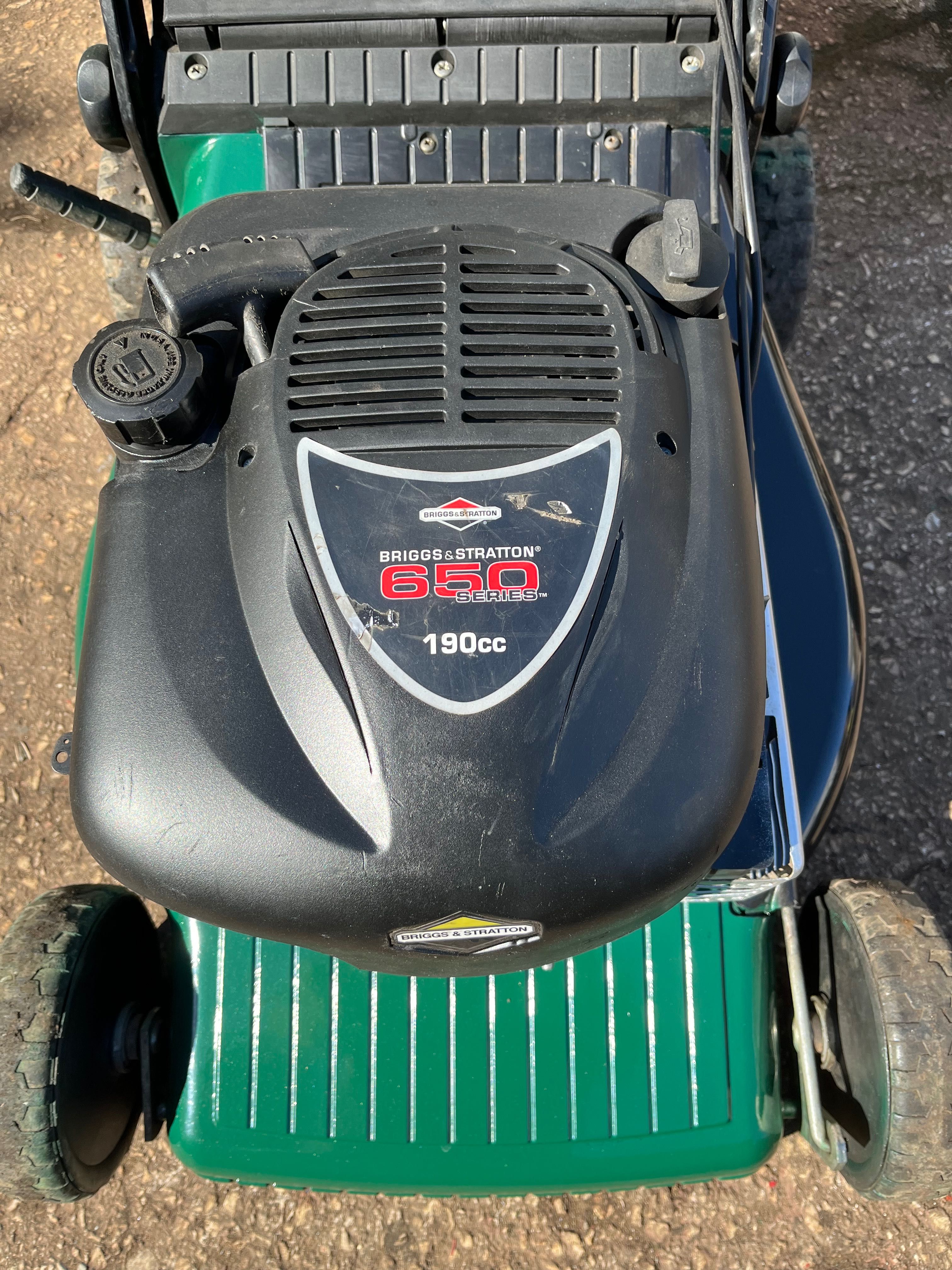 25: Самоходна моторна косачка HAYTER Briggs 6.5 hp алуминиев корпус