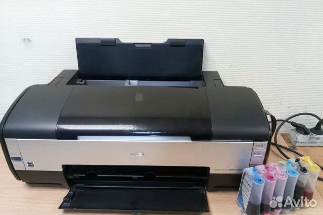 Продам цветной  принтер  А3 формата  Epson 1410