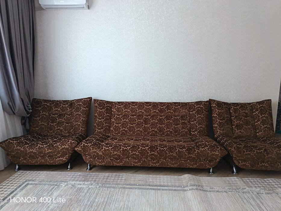 Продам диван тройка